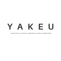 Yakeu e-Fashion Company GmbH & Co. KG Logo