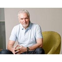 Escritório Eugenio Mussak Logo