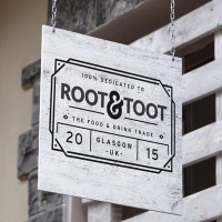 Root & Toot Logo