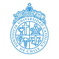 Escuela de Gobierno UC Logo