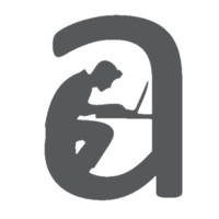 Muma Estudio Creativo Logo