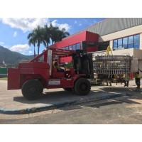 Specialty Moving & Rigging Inc. Logo