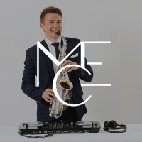 Melbourne Entertainment Company Logo