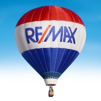 RE/MAX Pura Vida Logo