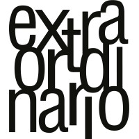 Extraordinario Logo