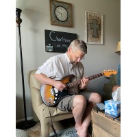 Charleys Music Lessons Logo