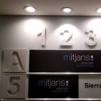 Mitjans Advocats Logo