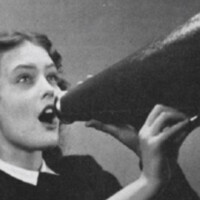 Deborah Hughes Inc. Logo