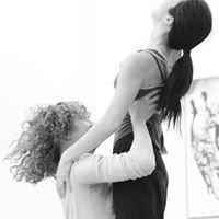 Robin Becker Dance Logo