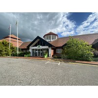 Holiday Inn Aylesbury Logo