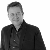 Representante Milionario Logo