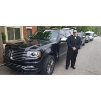 Roundabout Transportation, LLC Logo