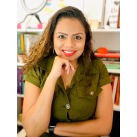 Mariana Maringoli Logo