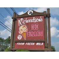 Richardsons Farm Inc. Logo