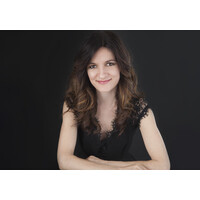 Stefania Harangus Portrait Photography Logo