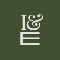 IEE - Instituto de Estudos Empresariais Logo