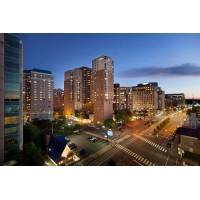 Hilton Arlington VA Logo