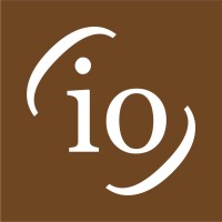Institutos Odontológicos Logo