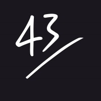 43einhalb GmbH Logo