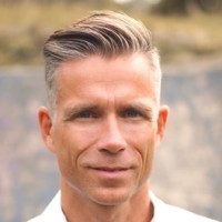 Hennie Brons Coaching Logo