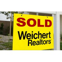 Weichert Realtors - Joe Corwin & Associates Logo