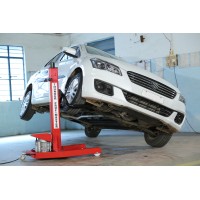 Thunder Auto LLP Logo