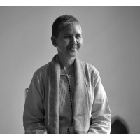 Rathna Center for Conscious Living Logo