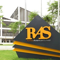 Raffles American School Logo