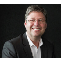 Anton van der Walt: Global Leadership and HR Expert Logo