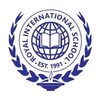 Royal International School - Kurunegala Logo