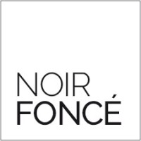 Noir foncé Logo