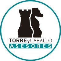 ASESORÍA DE TESIS - Torre y Caballo Asesores Logo