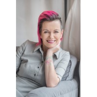 Pinkstudio by Angelina Devine Logo