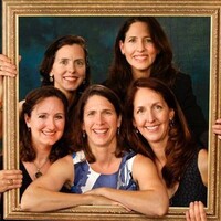 FIVE SISTERS PRODUCTIONS Logo