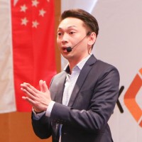 Ulysses Wang Logo