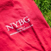 School of Professional Horticulture at the New York Botanical Garden Logo