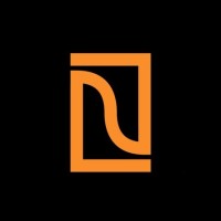 NOVATECH DISTRIBUIDORA MÉDICA Logo