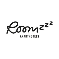 Roomzzz Aparthotel Logo
