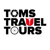 Toms Travel Tours Logo