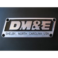 DM & E CORPORATION Logo