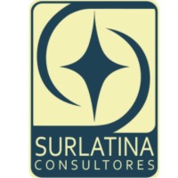 Surlatina Consultores en Gestión de Personas Logo