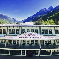 SKAGWAY BREWING COMPANY Logo