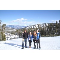Family Ski Trips Logo