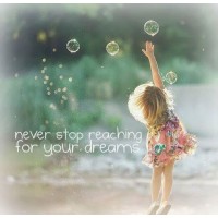 DreamReaching Logo