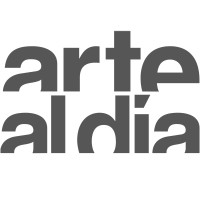 Arte al Día Internacional Logo