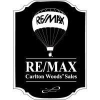 REMAX Carlton Woods Sales Logo
