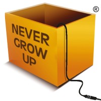 Never Grow Up ® Logo