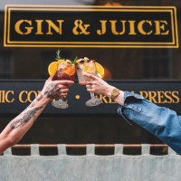GIN & JUICE by Vintage Tea & Coffee Co ltd Logo
