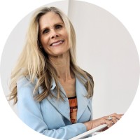 Sacred Leadership Global Logo