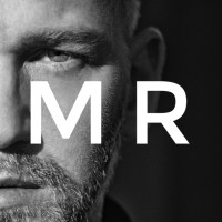 MR HOGARTH Logo